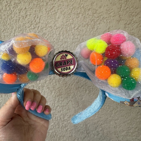 DisneyParks UP Grape Soda Cap Balloons Rare Ears Minnie Mouse Bow Headband Ears - Picture 2 of 4